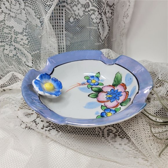 Vintage Ashtray Trinket Dish Raised Flower Japan - Picture 5 of 7